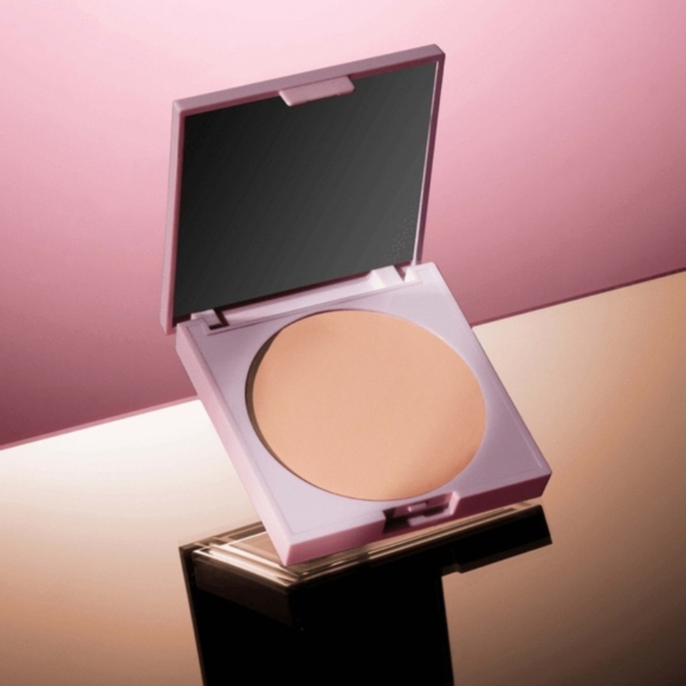 MALLY Anti Powder Tinted Finishing Brightener Shade Medium